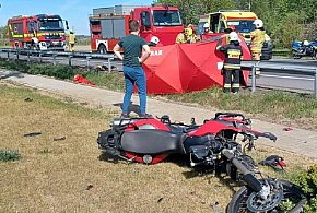 Śmiertelny wypadek motocyklisty na DK 92. Jest komentarz policji