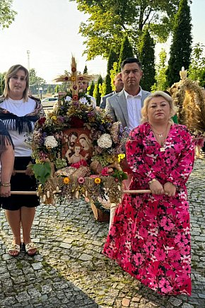 Dożynki parafialne w Młodzieszynie-16105