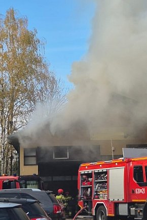 Pożar w Kożuszkach Parcel-16324