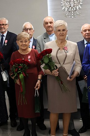 Medale Prezydenta RP dla ośmiu małżeństw z Sochaczewa-16330