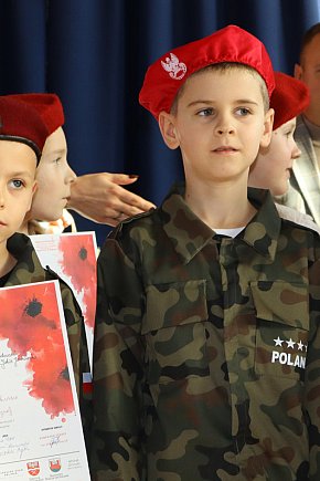 Sochaczew: Talenty, talenty i talenty, za nami Tydzień Patriotyczny w SP7-16354