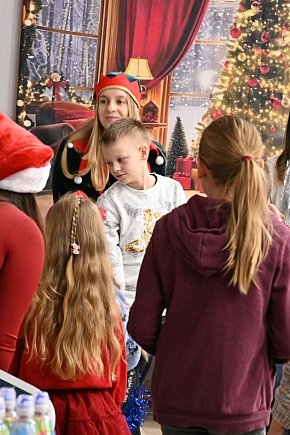 Świątecznie w świetlicy w Żdżarowie-16451