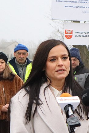 Orłów - Rokotów: droga powiatowa odebrana-16493