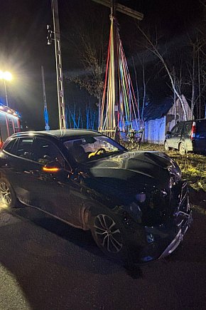 Wypadek pod kapliczką w Adamowej Górze-16526