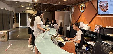 Iwach na zmianie: 10 dni praktyk na Lazurowym Wybrzeżu-88928