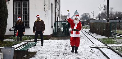 Mikołajki z Wąskotorówką z karuzelą wiedeńską na X-lecie-89493