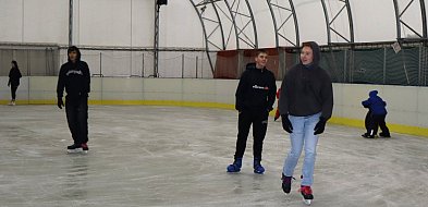 MOSiR zaprasza na wyjątkowe Mikołajki: Silent Disco na łyżwach-89577