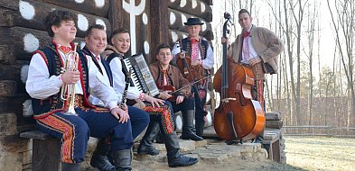 Kapela Cacani wystąpi noworocznie w skansenie w Wiączeminie Polskim-90436