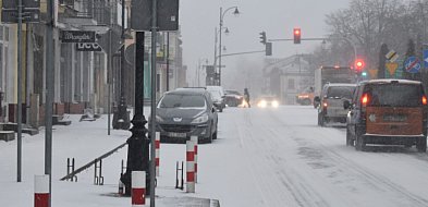 Zima na drogach. Straż pożarna ostrzega i apeluje do kierowców-90700