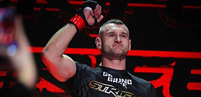 Licytacje WOŚP: strój i rękawice KOSY, a z nimi niesamowita historia