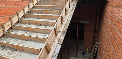 Żłobek i przedszkole w Kątach: pogoda nie sprzyja, w planach intensyfikacja