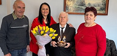 Wójt Gminy Młodzieszyn odwiedza najstarszych mieszkańców gminy