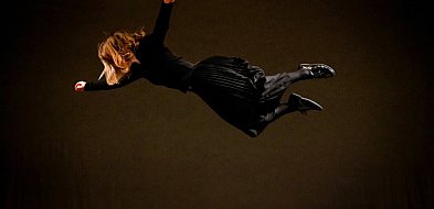 Taniec, trampolina i hipnotyzująca muzyka w SCK: tego spektaklu nie zapomnicie