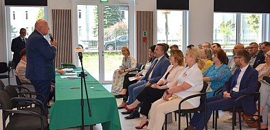 Są pieniądze dla naszych samorządów, umowy z marszałkiem podpisane