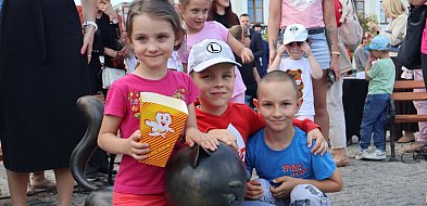 Tłumy przy Bonifacym. Sochaczew świętował oficjalne odsłonięcie wyjątkowej figurki