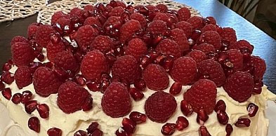 Licytacje WOŚP: tort bezowy od Sylwii Konrad