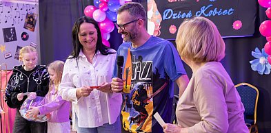 Dzień Kobiet w Gminie Młodzieszyn: wieczór pełen muzyki i kobiecej energii