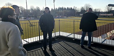 Sportowe inwestycje przy Warszawskiej mają się dobrze