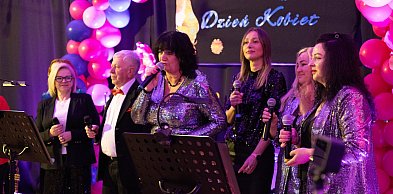 Dzień Kobiet w Gminie Młodzieszyn: wieczór pełen muzyki i kobiecej energii