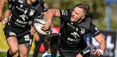 Rugbiści wracają do gry. Kto zastąpi Steenkampa?