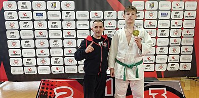 Adam Kafarowski ze złotem. Julia Błaszczyk ze wsparciem Unii Iłów