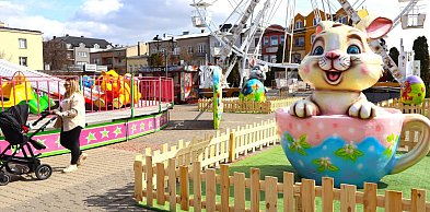 Festiwal Pisanek z karuzelami na pl. Kościuszki: godziny otwarcia