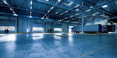 Jakie znaczenie ma odpowiednie oświetlenie w firmie