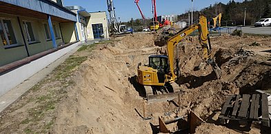 Budynek dla karetek groził zawaleniem, ale będzie dobrze