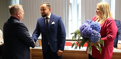 21 głosów za absolutorium dla burmistrza Daniela Janiaka