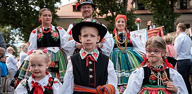 Boże Ciało w Łowiczu: tu łączy się religia z tradycją