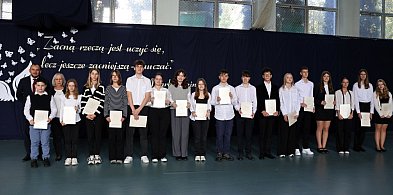 Miasto Sochaczew: wręczono stypendia za rok szkolny 2024/2025-87873