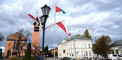 Konkurs z okazji Święta Niepodległości: Biało-Czerwona w Sochaczewie-88508