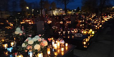 1 listopada w Sochaczewie, świątecznie na wszystkich nekropoliach [FOTO]-88526