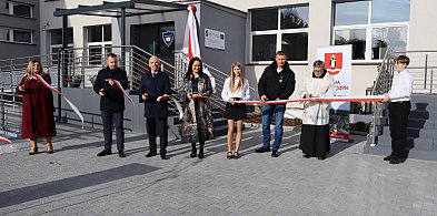 Szkoła w Młodzieszynie z większą dostępnością, pochylnia gotowa-88631