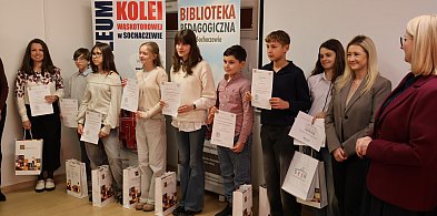 Patriotyzm, książka, kolej: za nami konkurs "Między wersami, a peronami.."-89033