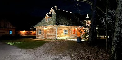 Pająki ze słomy i światy z opłatka na Mikołajki: darmowe warsztaty w Granicy-89129