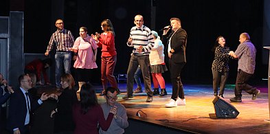 Dzień osób z niepełnosprawnością po sochaczewsku, był nawet taniec-89496