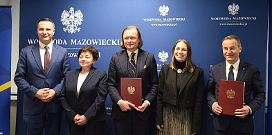 Wojewoda  z wizytą w Błoniu, 42 milionowa inwestycja staje się faktem-89562