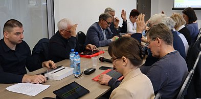 Sesja rady w Brochowie: rekordowy budżet 2026, po raz pierwszy bez deficytu-89814