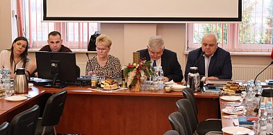 Gmina Sochaczew: za nami ostatnia w tym roku sesja rady-90081