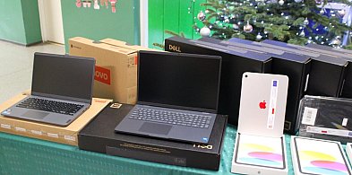 Nowoczesny sprzęt trafia do szkół z gminy Młodzieszyn-90136