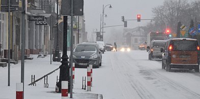 Zima na drogach. Straż pożarna ostrzega i apeluje do kierowców-90700