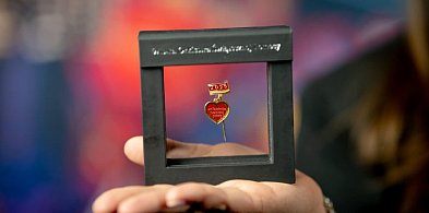 Oficjalne złote serduszko 34. Finału WOŚP już jedzie do Sochaczewa-90769