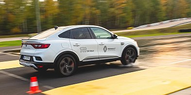 Licytacje WOŚP: szkolenie na Torze Modlin od posła Adama Orlińskiego