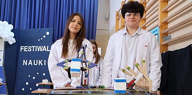 Rakiety, magnesy i wulkany: Festiwal Nauki w SP4