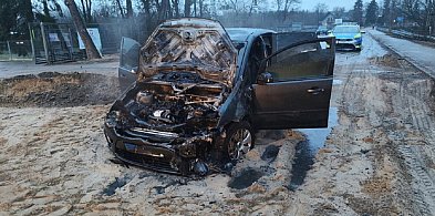 Pożar samochodu na remontowanym odcinku al. 600-lecia