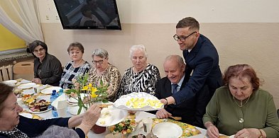 W Rybnie odbyło się spotkanie wielkanocne dla seniorów