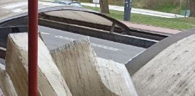 Wszedł na wiatę przy Traugutta, zerwał dach, wróci do Ukrainy