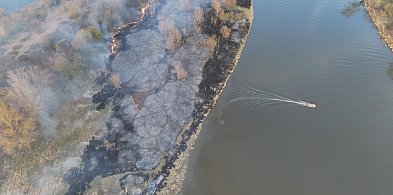 Niełatwa akcja strażaków na Wiśle w naszym powiecie