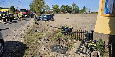 W kapliczkę i na dach. Niebezpiecznie w Brzozówku